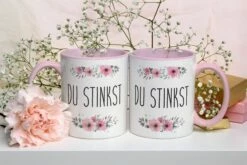 Tasse - Du Stinkst - Blumig 8 Tasse - Du Stinkst - Blumig -Becher Geschäft Doppelt DuStikst 335154